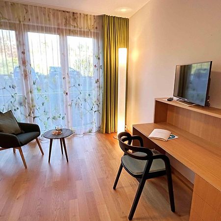 Gaestehaus Wohnpark St. Chrischona Bettingen Exteriör bild